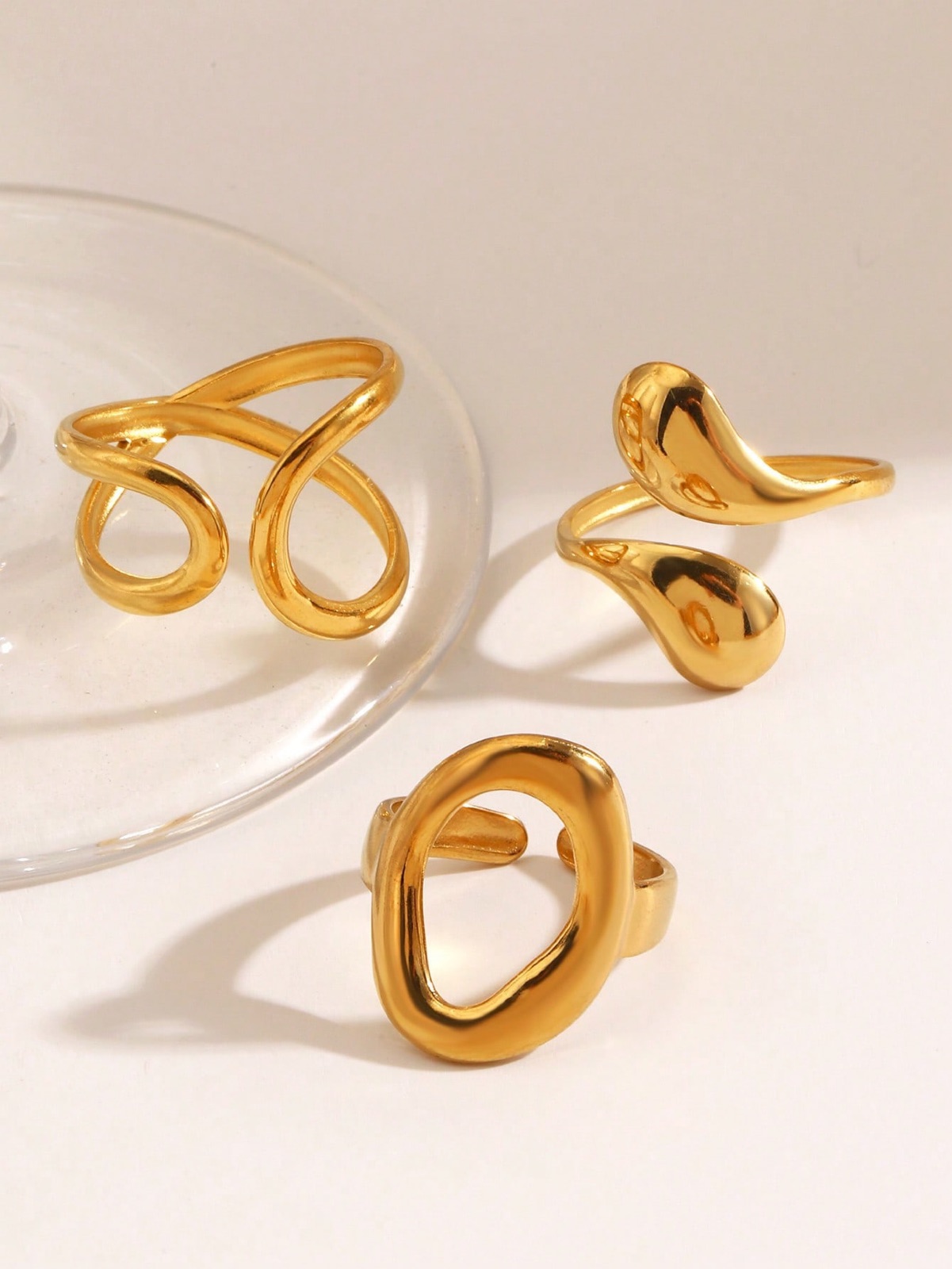 3 خواتم امعاه بعضهن
