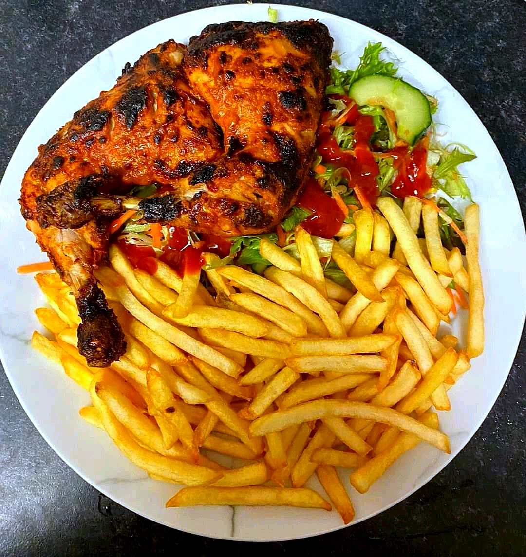 DEMI POULET FRITE SALADE