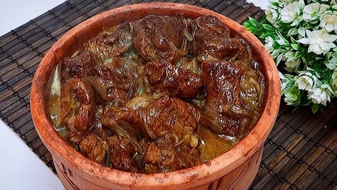 طاجن لحمة بالبصل