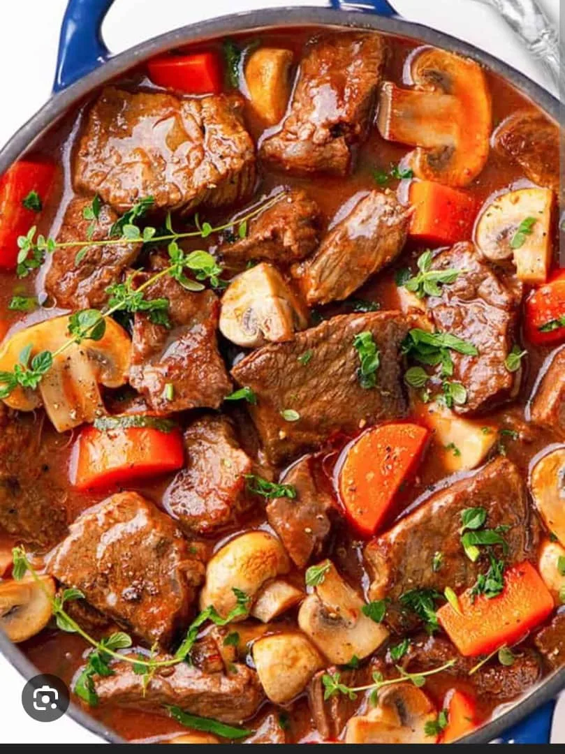 Beef tomato sauce