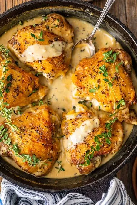Chicken white sauce