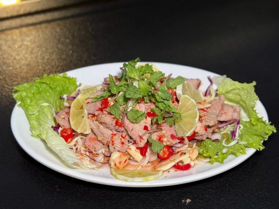 ខាត់ណាទឹកភ្នែកសាច់ជ្រូក