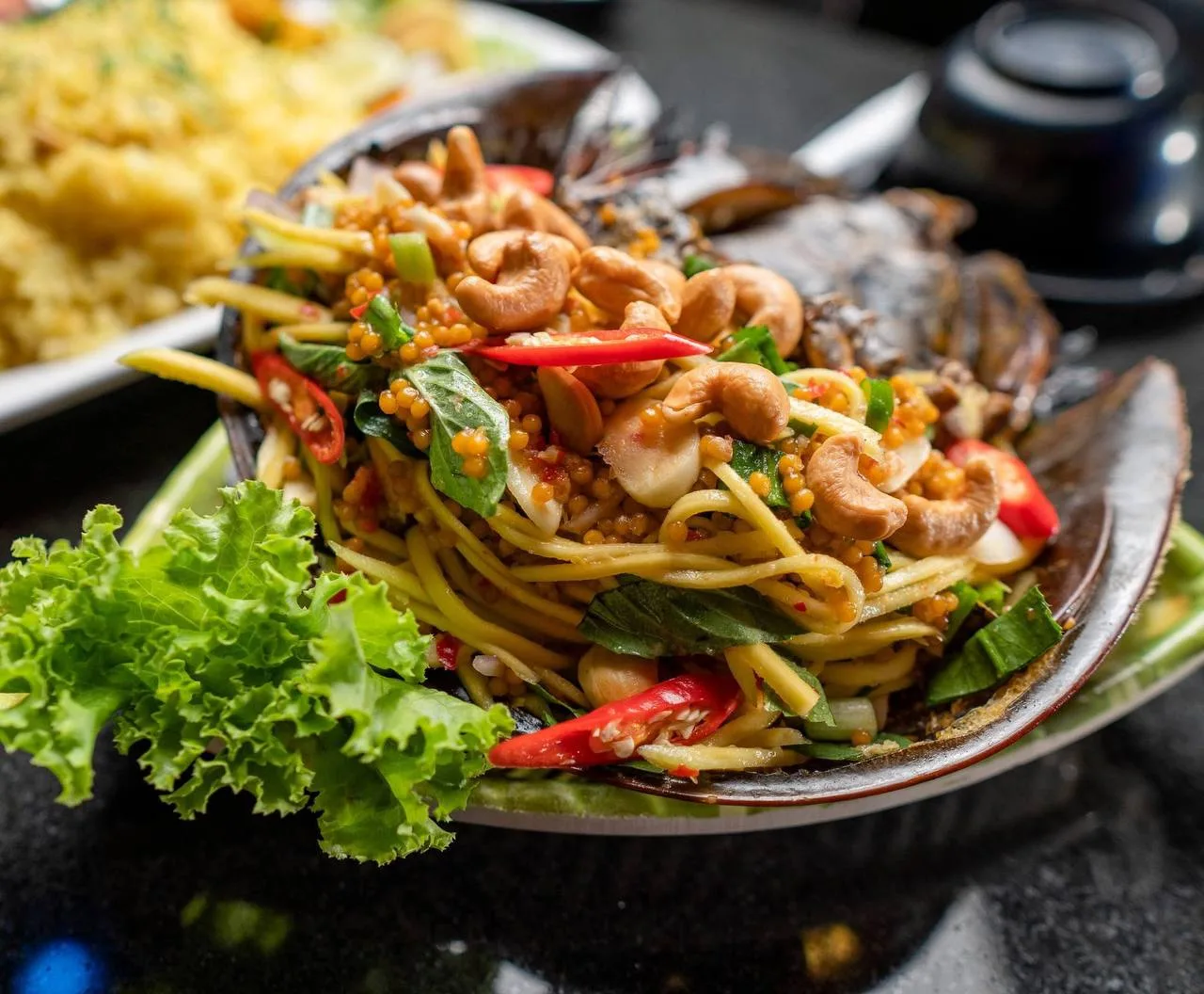 ញ៉ាំពងប៉ាឡាំងកាស់