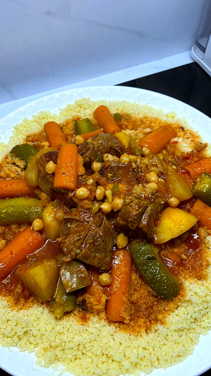 Couscous viande sauce légumes